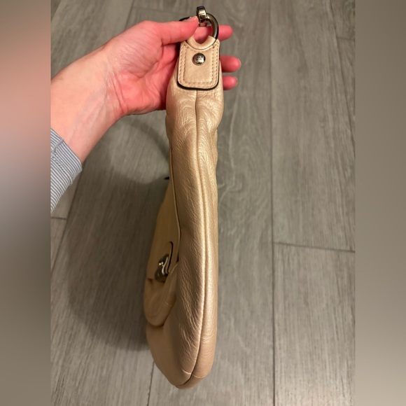 Coach Kristen purse handbag in beautiful pebbled leather. Pearlescent in EUC. - Picture 10 of 15